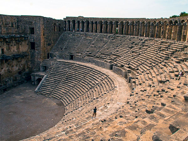 Древние театры Антальи: живая история искусства